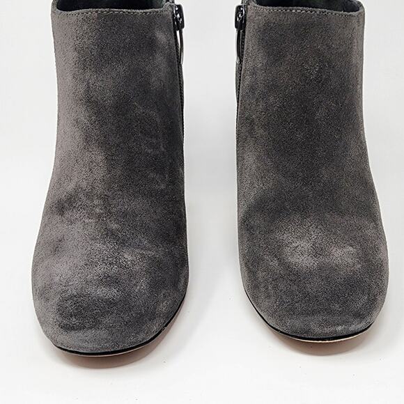 Via Spiga Silvie Grey Suede Covered Block Heel Booties with inside Zip. EUC 7.5M - Picture 4 of 10